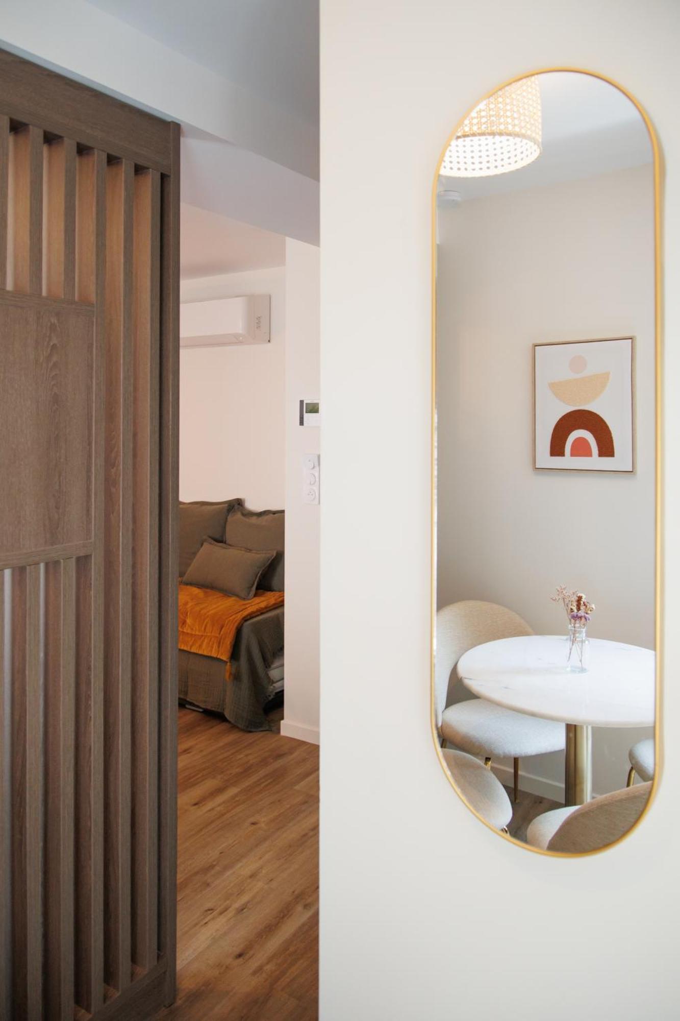 Appart'Hotel Le Corot - Acces Autonome - Saint-Junien Centre Bagian luar foto